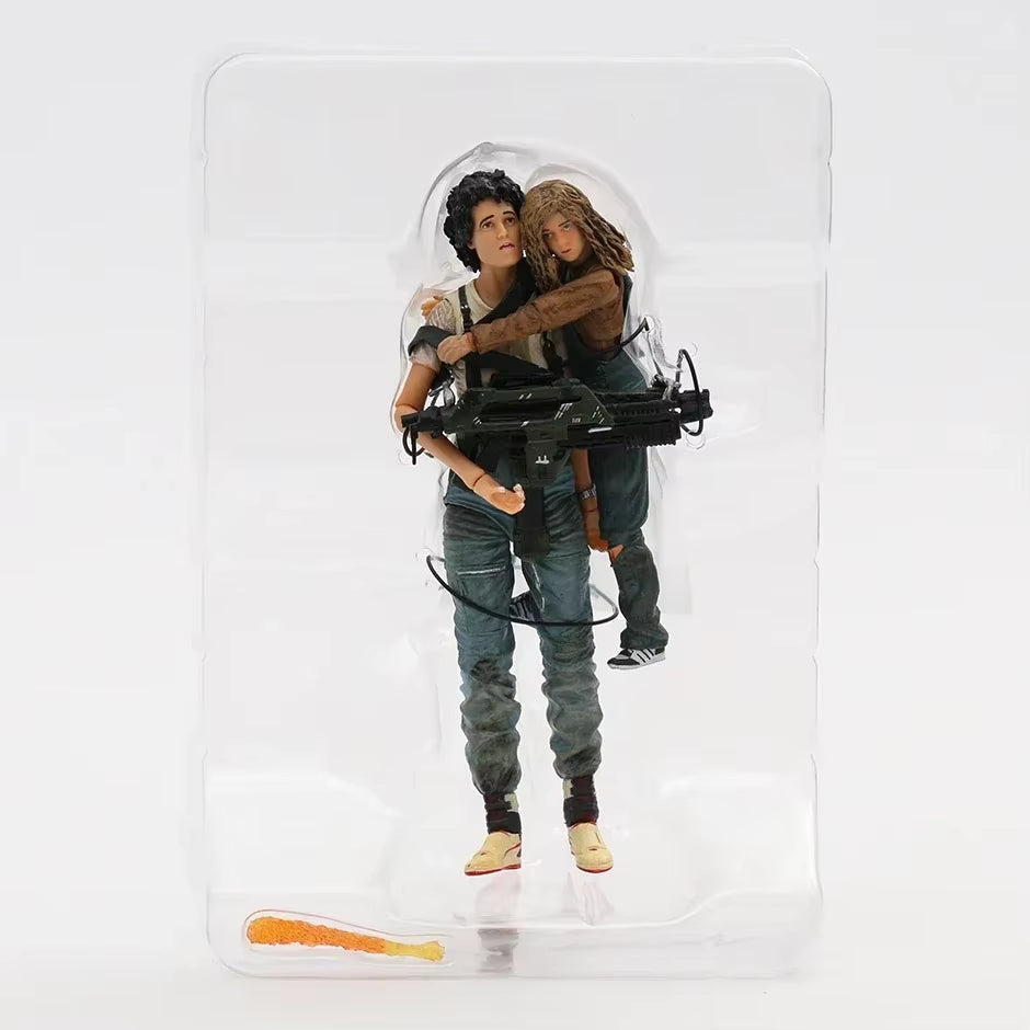 NECA Aliens Ellen Ripley Rescuing Newt Deluxe 7In Action Figure Set
