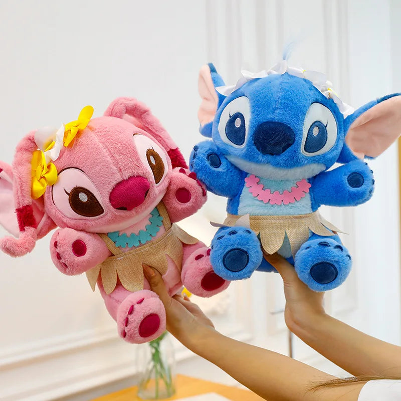 Peluche Stitch & Lilo 30 cm kawaii jupe herbe – RetroVerse