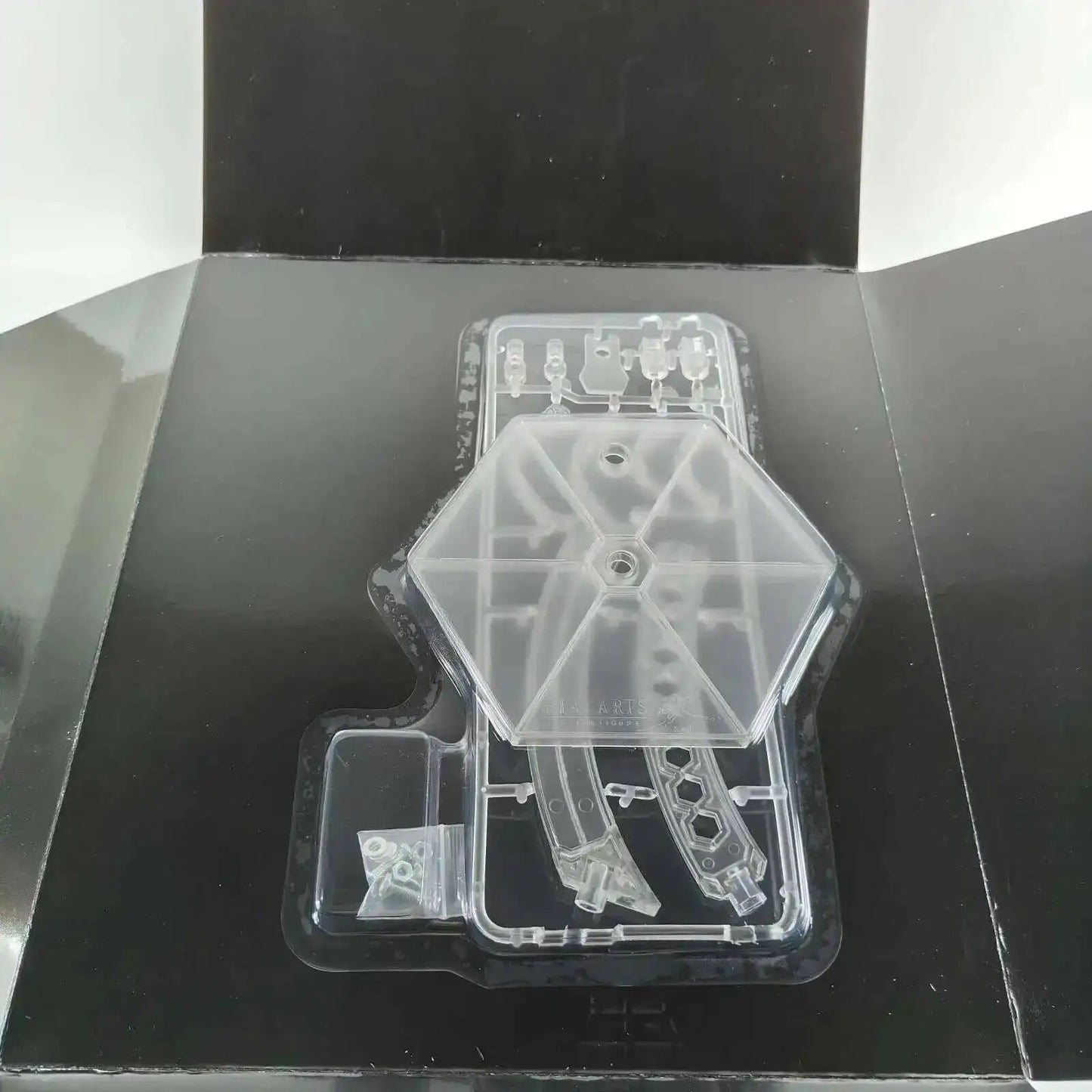 Figurine Sephiroth Final Fantasy VII Remake 25 cm RetroVerse