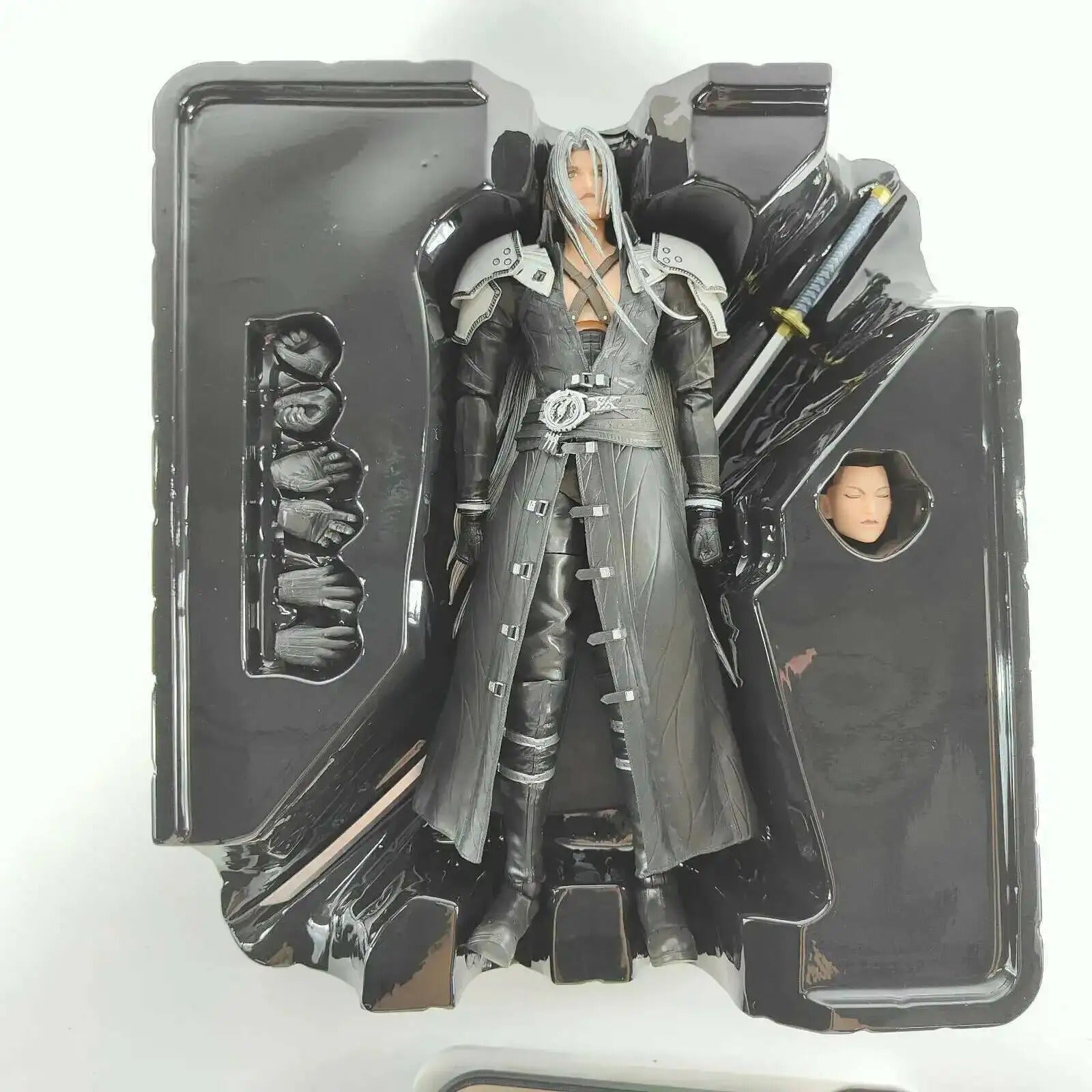 Figurine Sephiroth Final Fantasy VII Remake 25 cm RetroVerse